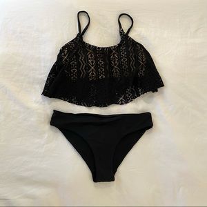 NWOT Xhilaration swimsuit top/crop top & bikini bottom set